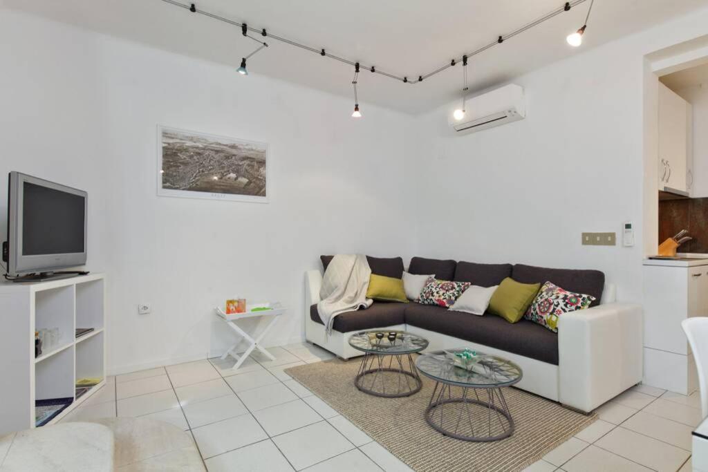 Joy4You Apt Near Beach And Center Split Exterior foto